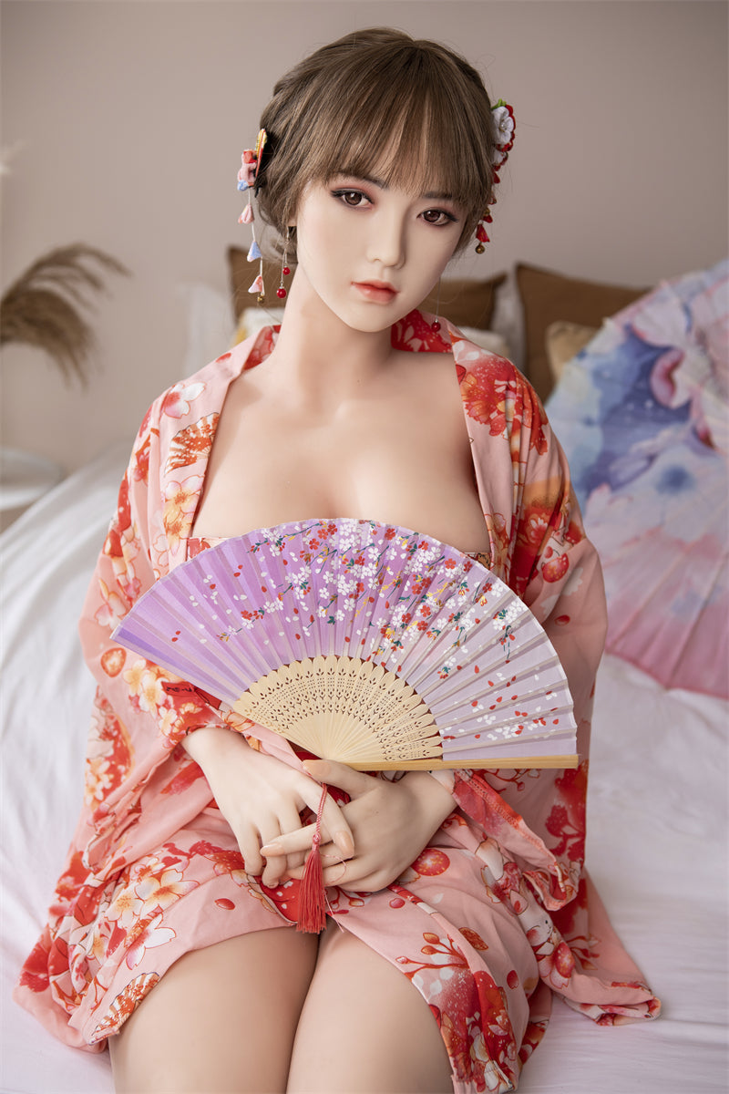 Huizi ：163Cm Japanese Female Dancer Silicon Sex Dolls