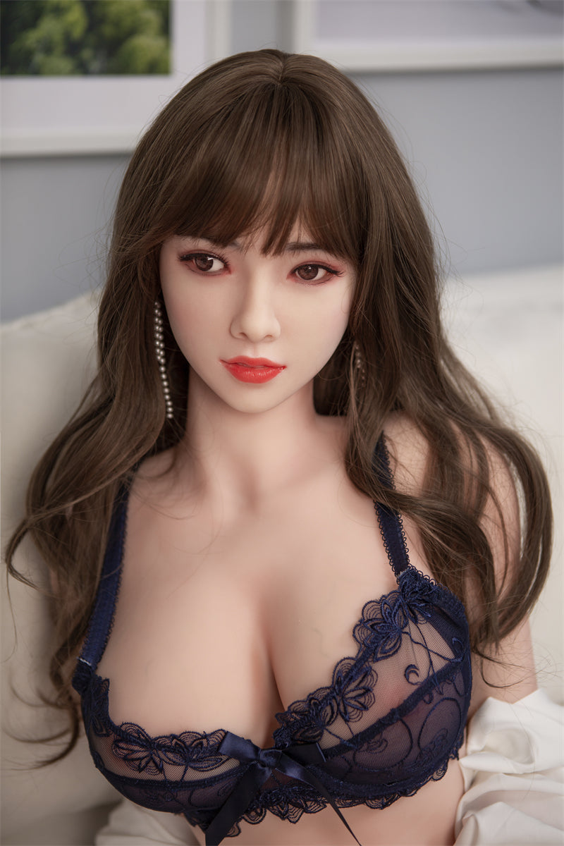 Xiuen：163Cm Realistic Korean Entertainer Silicon Sex Dolls