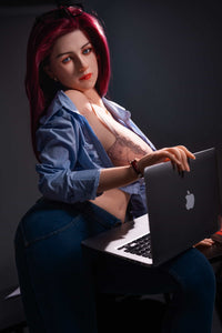 Riley: 169Cm European  BBW Silicon Sex Dolls